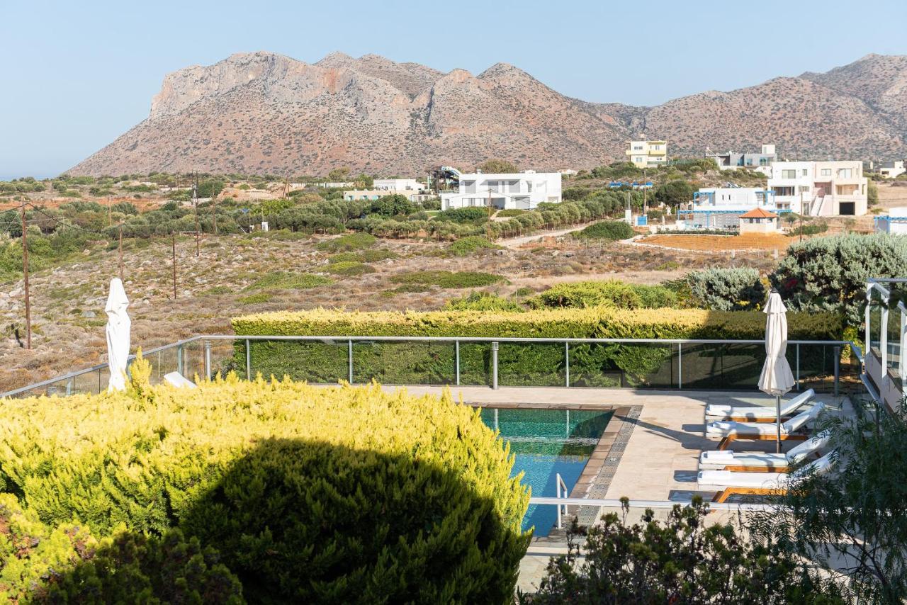 Magnifique Villa Avec Piscine Au Bord De Mer Chorafakia Exterior photo